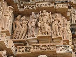 Tamadun ini unggul kerana mengandungi beberapa agama seperti hindu, islam, buddha, jaina & sikh. Seni Ukir Tamadun India