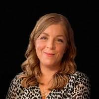 Emma Goggin's Instagram, Twitter & Facebook