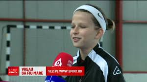 Reghecampf se menține în lupta pentru titlu în emirate. Bebeto Fiul Lui Reghecampf Viseaza Sa Joace La Fcsb Steaua Este Cea Mai Buna Echipa Din Romania Cate Limbi Vorbeste La Numai 10 Ani Sport Ro