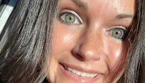 So this is how the Green Capped Martialist looks like!