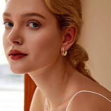 Hoop Tragus Piercing 2025