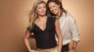 Luna schweiger ist die tochter des deutschen schauspielers und filmproduzenten til schweiger und der modedesignerin dana schweiger sowie die ältere schwester der nachwuchsschauspielerinnen emma und lilli schweiger. Dance Dance Dance 2016 Dana Und Luna Schweiger Scheiden In Der Zweiten Show Aus