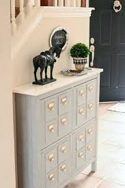 Schuhschrank Design Ein Hauschen Fur Die Schuhe Idee Schuhschrank Design Ikea Hack Wohnzimmer Flur Einrichten