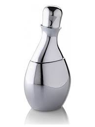 Halston night is classified as a sweet floral by nigel groom. Halston Woman Halston Perfume A Fragrance For Women 2009