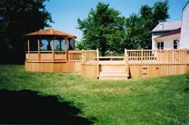 Fence contractors in niles, il. Bob Jaacks Rustic Wood Fencing Decks Niles Illinois Proview