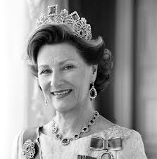 She has been married to king harald v since august 29, 1968. Her Majesty Queen Sonja Of Norway Opens The Exhibition Mette Tronvoll Portretter Av Dronning Sonja Video The Royal Correspondent