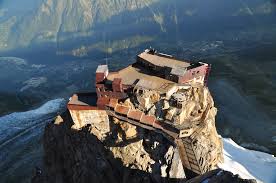 Restaurant Le 3842 Highest Maitre Restaurateur In Europe Fresh And Local Food At The Summit Of The Aiguille Du Midi C Chamonix Mont Blanc Favorite Places