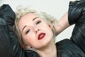 Em Theresa :: Behance