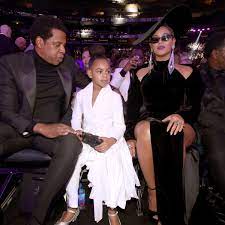 59 804 663 tykkäystä · 50 411 puhuu tästä. Blue Ivy 6 Tochter Von Beyonce Und Jay Z Will 19 000 Dollar Ausgeben Stars