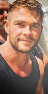 New Haircut Chris Hemsworth Hemsworth Handsome Men