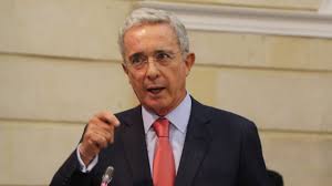 El expresidente y exsenador álvaro uribe vélez envió en la tarde de este viernes una misiva al presidente iván duque con ocho propuestas que calificó como urgentes para llegarle a los jóvenes y. Sin Los 90 Billones Que Se Requieren En 2021 No Hay Como Pagar Salarios Del Estado Uribe Forbes Colombia