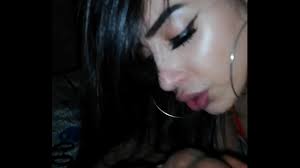 Beurette aime sucer gros seins bonne bouche - XNXX.COM