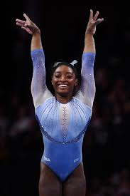 2013 at&t american cup silver medalist. Simone Biles Ins Neuland Am Balken Sport Sz De