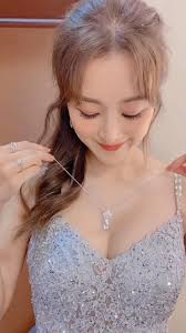 張名雅 Carat Cheung