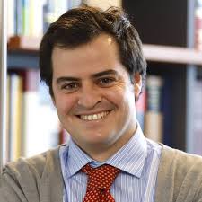 Magíster en Derecho