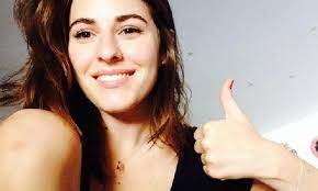 Quanto è alta l'attrice protagonista di c'era una volta studio uno. Diana Del Bufalo Altezza Peso Fidanzato Famosissimo Amici E Curiosita Urbanpost