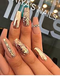 60 Gold Nail Art For Your Holiday Vibes Ideas In 2020 Gold Nail Designs Coffin Nails Designs Gold Nails