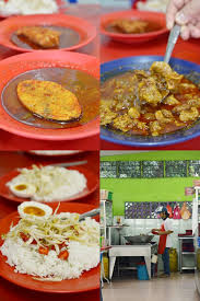 Tumis sehingga cili masak dan garing menggunakan api perlahan. Hajjah Mona Asam Pedas Melaka Halal Food Motormouth From Ipoh Asian Food Travel Blog