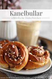 Add the milk mixture to the dry ingredients and mix to form a rough dough. Schwedische Kanelbullar Chocolate Clouds