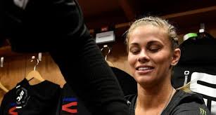 After suffering a submission loss to michelle waterson over a year ago, 12 gauge opted to take an extended break from the fight that said, two straight losses isn't the end of the world for vanzant — as the broken arm defintely played a huge part in the outcome of the fight — she. Paige Vanzant Shows Off Nasty Scar From Second Surgery On Broken Arm