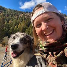 Where is my dog?? I have my sim calling for her, but she's still not home  😭😭