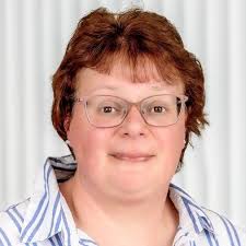 Ansprechpartner*innen