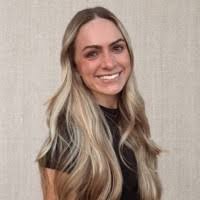 3700+ "Láina" profiles