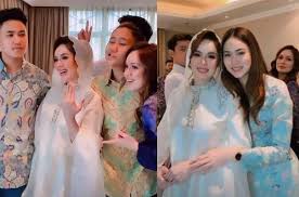 Ahmad kamal adli & nik zaris uqasha nik sen. Cinta Makin Serius Kamal Adli Risik Uqasha Senrose Jadi Calon Isteri Malaysia Times