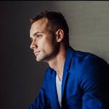 Sarah Cookson (@skcookson1990)