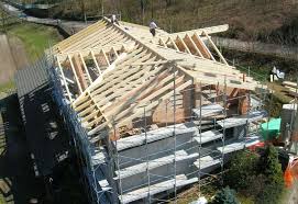 Personalizziamo le case sia dal punto di vista architettonico, sia dal punto di vista delle stratigrafie delle pareti, che vengono composte scegliendo le soluzioni più adatte alla clima della zona di destinazione ed alle esigenze dei abitanti. Legno House Trentino Case In Legno E Falegnameria In Trentino