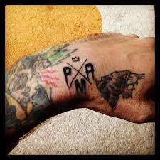 Intendiamo rivelarci una guida per chi entra nel mondo dei tatuaggi, proponendo idee di tattoo merate a cui sarà difficile fare a meno. Pin On Tatz