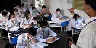 El presidente de bolivia, luis arce, inauguró hoy lunes el año lectivo 2021, en un acto realizado en la comunidad san andrés, en el departamento de tarija (sur), que marcó el retorno a clases de más de 2,9 millones de estudiantes en las modalidades presencial, semipresencial y a distancia. Ministerio De Educacion Preve Clases Presenciales Y Surgen Criticas El Diario Bolivia