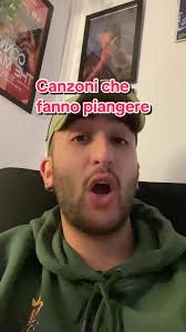 Canzoni Che Fanno Piangere: Le Più Tristi Da Evitare