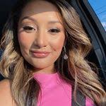 Vanessa Tarin's Instagram, Twitter & Facebook