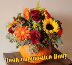 Queste piante fioriscono dall'inizio di settembre fino alla fine di ottobre. Buon Onomastico Daniela Fall Flower Arrangements Pumpkin Flower Pumpkin Bouquet