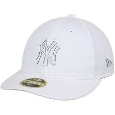Pin By Zach Haswell On Marca De Ropa New York Yankees Yankees News Fitted Hats