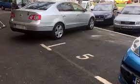 Mașina o parcam pe acea bucata de 70 cm lățime de trotuar. Aplicatie Mobila Pentru Gestionarea A Locurilor De Parcare Din Sectorul 4 Sectorul 4 Live