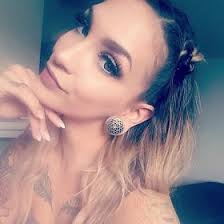 Felisha Mitchell's Instagram, Twitter & Facebook