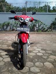 Vega r memang banyak dipakai pebalap di lintasan road race, selain modifikasinya terbilang mudah dilakukan, tampilan body juga mendukung performa di jalanan. Terjual Jual Motor Vega R Modifikasi Kaskus