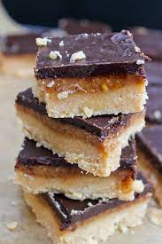 No Bake Paleo Millionaires Shortbread A Saucy Kitchen Coconut Flour Recipes Paleo Dessert Food