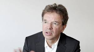 Zumindest samstag und sonntag zum nachdenken, lesen von studien, runterkommen, das. Knochenjob Politik So Andert Rudi Anschober Nach Burn Out Sein Leben Nachrichten At