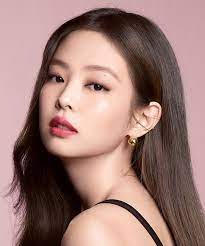 Jennie was born in anyang south korea but moved to auckland new zealand where she lived for more than five years. How To Buy Jennie From Blackpink S Favourite Korean Beauty Brand Hera Dazed Beauty