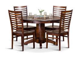 Posh dining table, 4 dining chairs and 2 host chairs. Tucson Amish Maple Round Table With 4 Chairs Hom Furniture