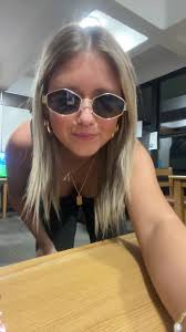 anna 🪩 (@anna.feld)