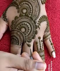 Beautiful Henna Art Video In 2020 Henna Art Designs Modern Henna Designs Beginner Henna Designs