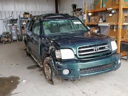 Looks like previous owner took on a deer or smth. 2002 Toyota Sequoia Limited For Sale Pa Scranton Wed May 29 2019 Used Salvage Cars Copart Usa