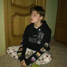Pin By Tarumar On B O Y Cute White Boys Boys Christmas Outfits Beautiful Boys