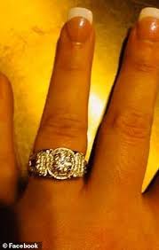 I want to bring them a stone (1.44 oval) i found from rare carat and am wondering if anyone has gotten rings from them and has any feedback to share on working with them and their rings. Ugliest Engagement Rings Reddit