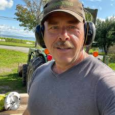 Just wondering if anyone received a package...was "delivered" yesterday but  not to my address in kingsport.