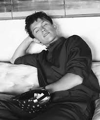 Heda Tom Holland In Black And White We've gathered more than 5 million images uploaded by our users and sorted them by the most popular ones. heda tom holland in black and white